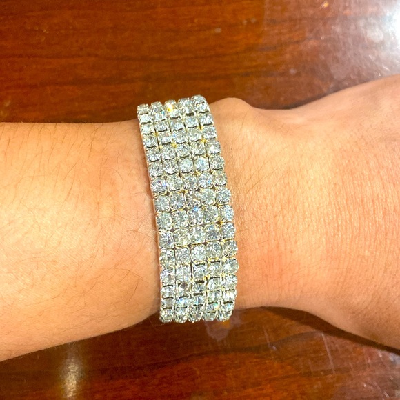 Sparkling Rhinestone Bracelet - Picture 3 of 3